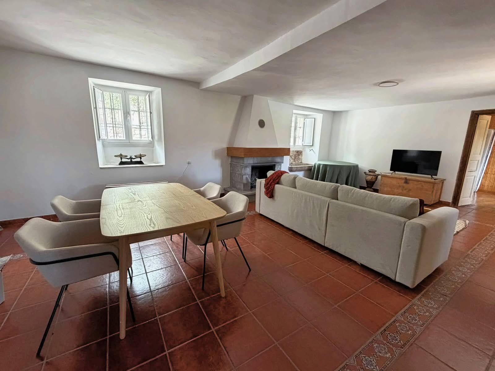 Casa Cigüeña — Casa ciguena salon